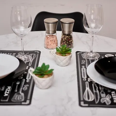 Sky Loft Apartment *